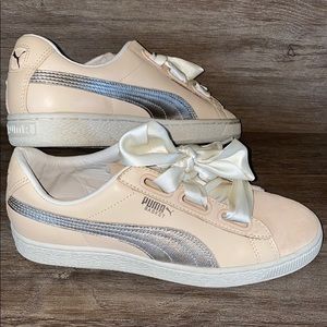 PUMA Basket Heart Up Shoes Women’s Size 8.5